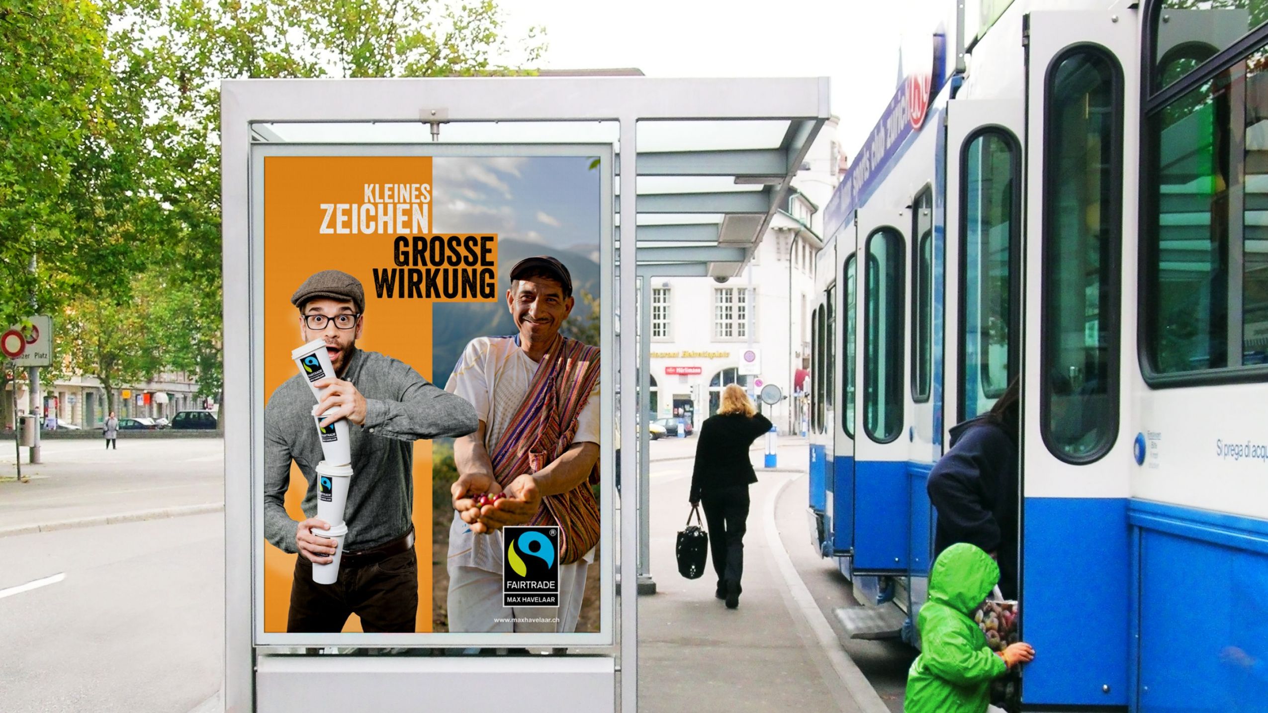Plakat an Tramhaltestelle